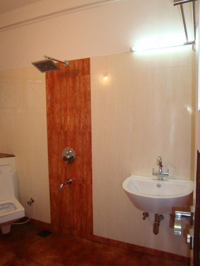 Hotel Tapovan Нашик Екстериор снимка