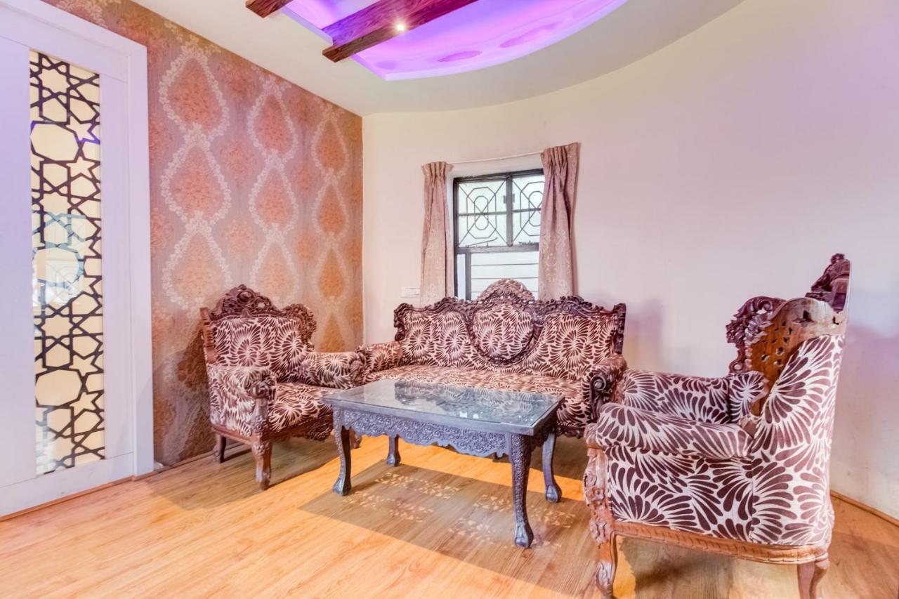 Hotel Tapovan Нашик Екстериор снимка